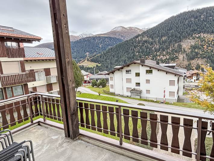Ferienwohnung für 4 Personen, mit Balkon in Sedrun