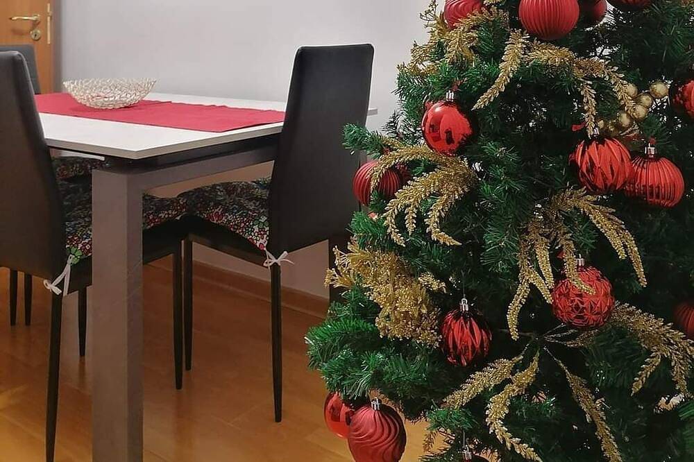 Centralissimo e luminosissimo appartamento intero con Open Space. in Taranto, Golf von Tarent