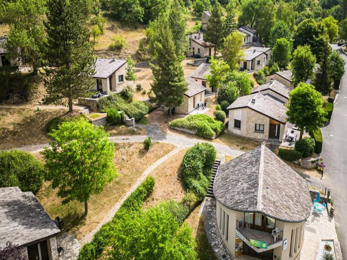 Gîte pour 5 personnes, avec piscine et terrasse à Chanac - 2