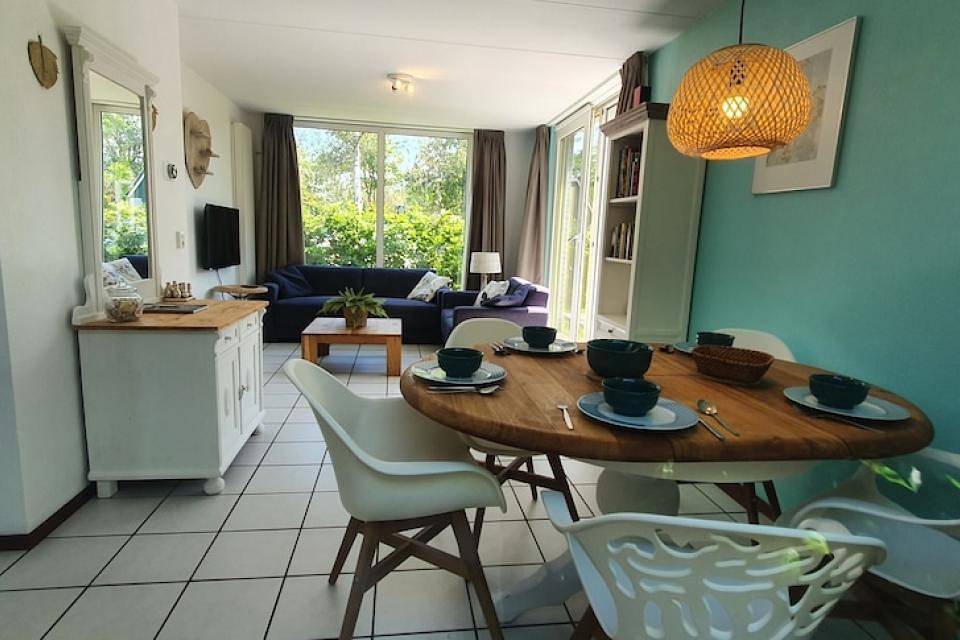 Bungalowpark Mooyeveld — Dune Bungalow 113 für 5 Personen, 2 Schlafzimmer in Egmond-Binnen, Niederländische Nordsee