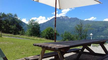 Gîte pour 7 personnes, avec terrasse et jardin, animaux acceptés dans Hautacam