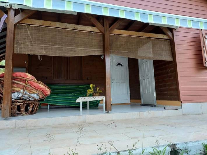 Gîte pour 2 personnes, avec terrasse dans Église catholique de Sainte-Anne - 2