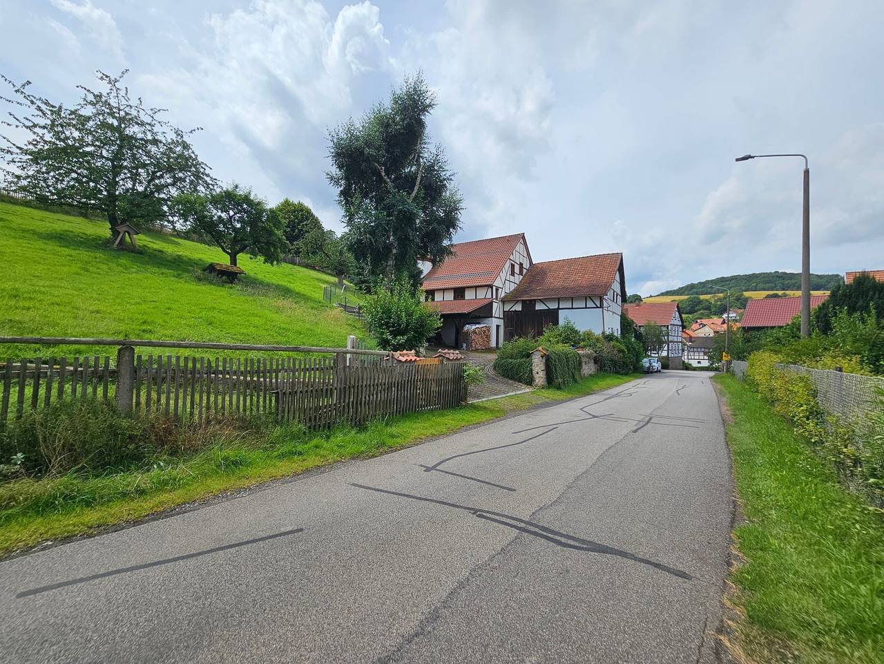Ganze Ferienwohnung, Ferienwohnungen Zur alten Scheune Göringen - Fw 1 -100qm mit 1Wohn-/Schlafzimmer, 1 Schlafzimmer, Wohnküche, Du/Wc, Terrasse - max. 4 Personen in Wartburg, Eisenach