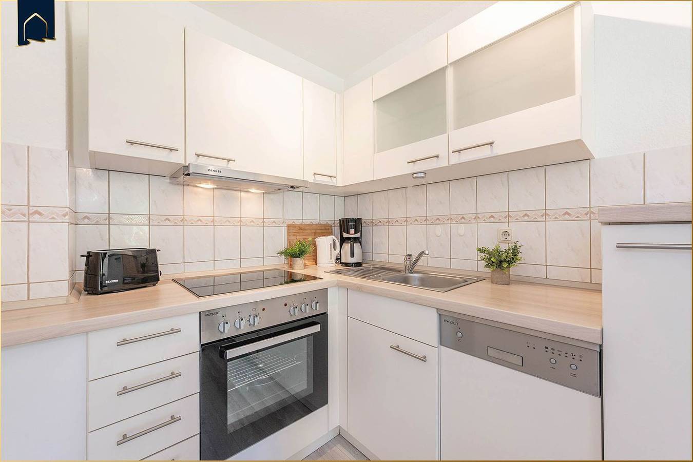 Ganze Wohnung, Wunderschöne Ferienwohnung in Heringsdorf nur 200 m vom Ostseestrand entfernt in Drei Kaiserbäder, Heringsdorf