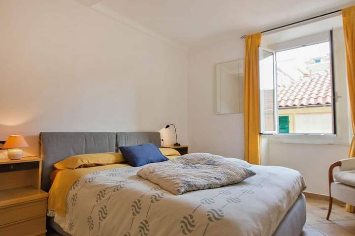 Appartamento intero, Appartamento con 3 camere da letto a Varazze,. in Bagni Elena, Varazze