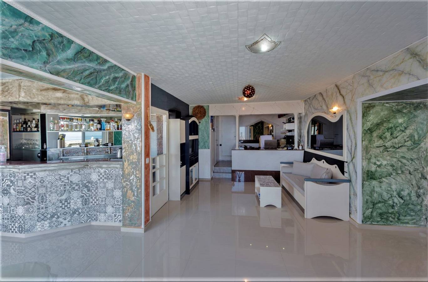 Entire holiday apartment, Sleeps 8 - Sea View - Apartment - Pool - Garden in Koutouloufari, Limenas Chersonisou