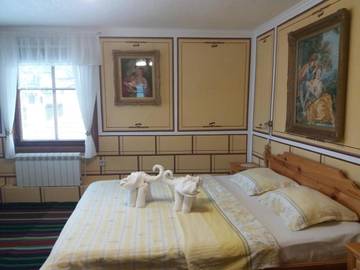 Maison d’hôte pour 2 personnes, avec jardin et vue à Koprivchtitsa