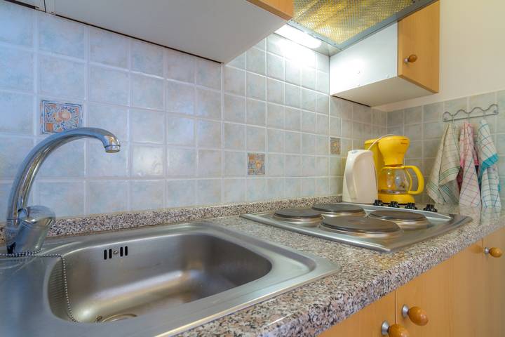 Ferienwohnung für 4 Personen, mit Balkon/Terrasse in Barbat na Rabu