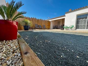 Location de vacances pour 4 personnes, avec jardin, animaux acceptés à Saint-Denis-d'Oléron