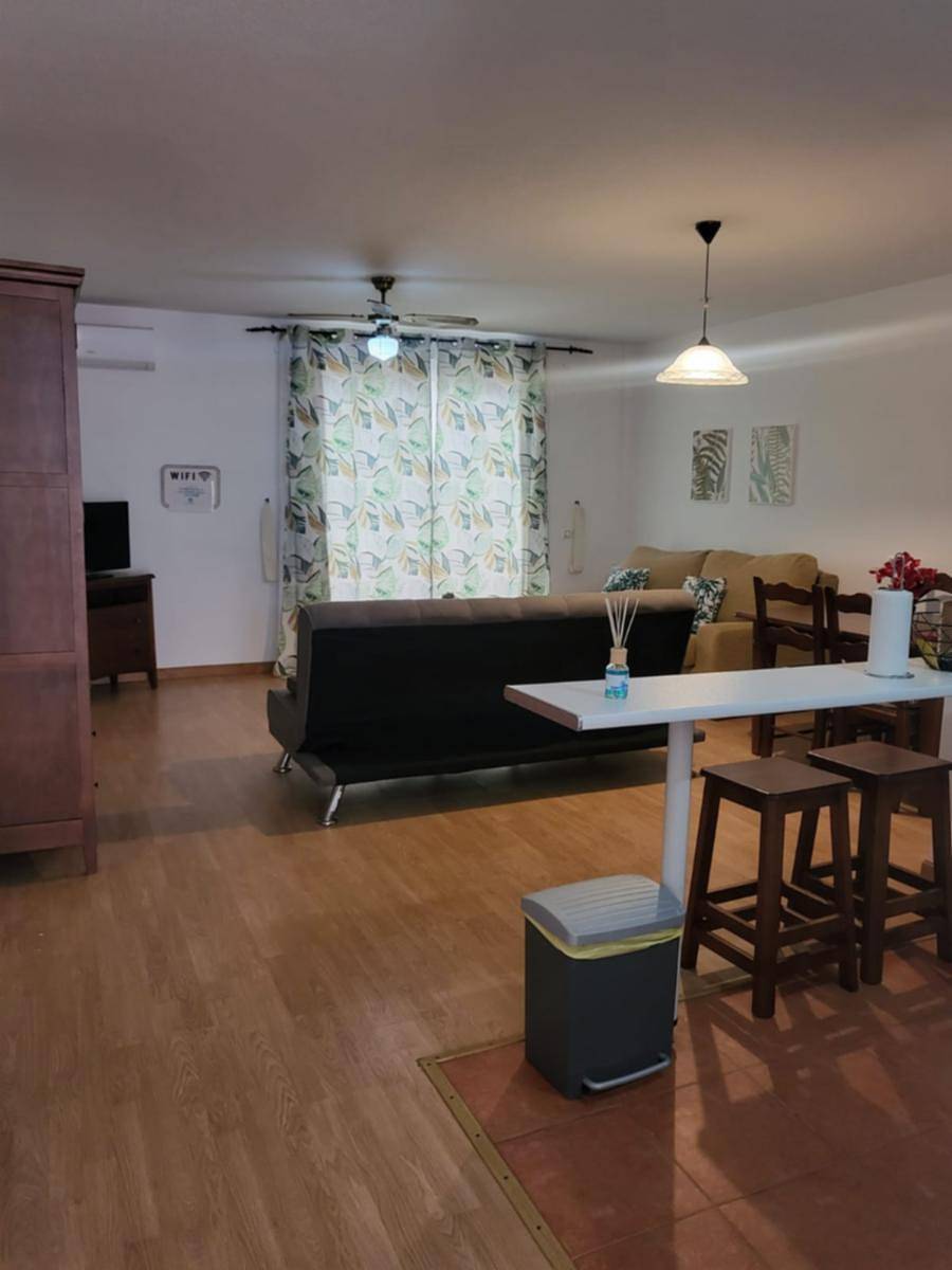 Geheel appartement, Vakantieappartement voor 6 personen met balkon/terras in Playas de Vera, Vera