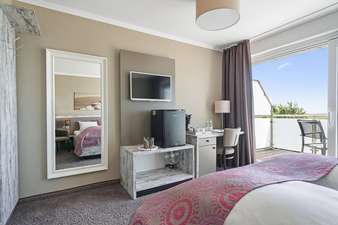 Doppelzimmer 1 mit Meerblick in St. Peter-Bad, St. Peter-Ording