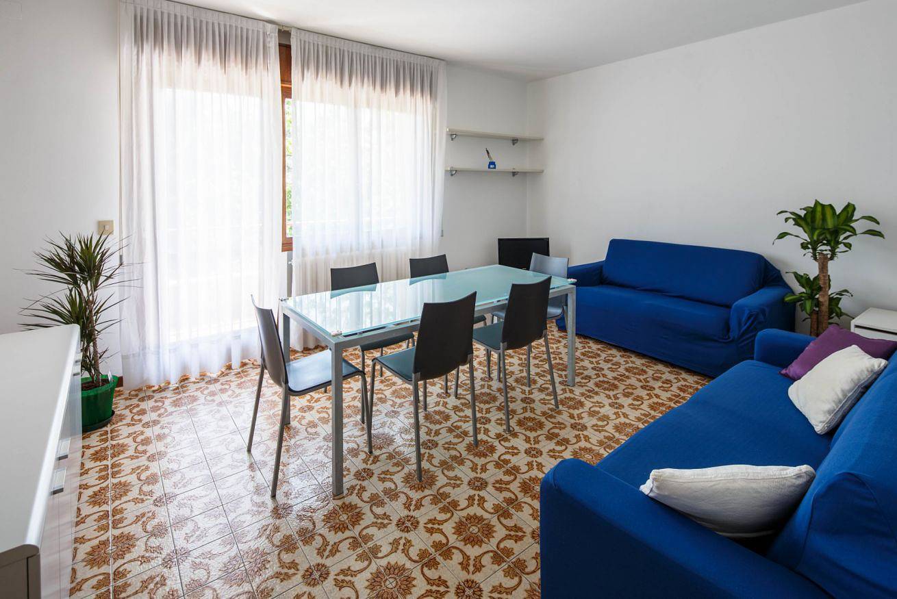 Ganze Wohnung, Ferienwohnung für 4 Personen mit Balkon/Terrasse in Lido di Venezia, Venedig