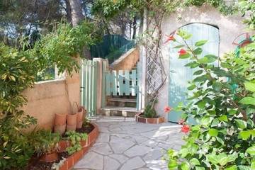 Villa pour 4 personnes, avec terrasse et jardin à Hyeres