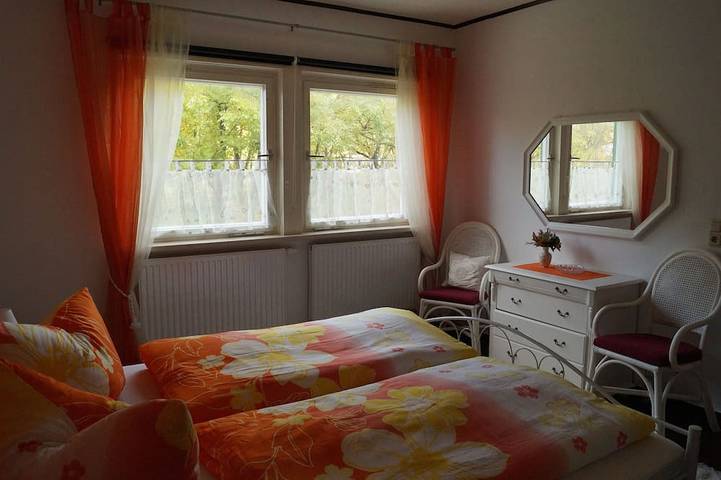 Ferienhaus für 10 Personen, mit Terrasse und Garten in Rübeland - 2