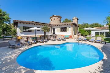 Villa in Pollença, Serra de Tramuntana für 12 
