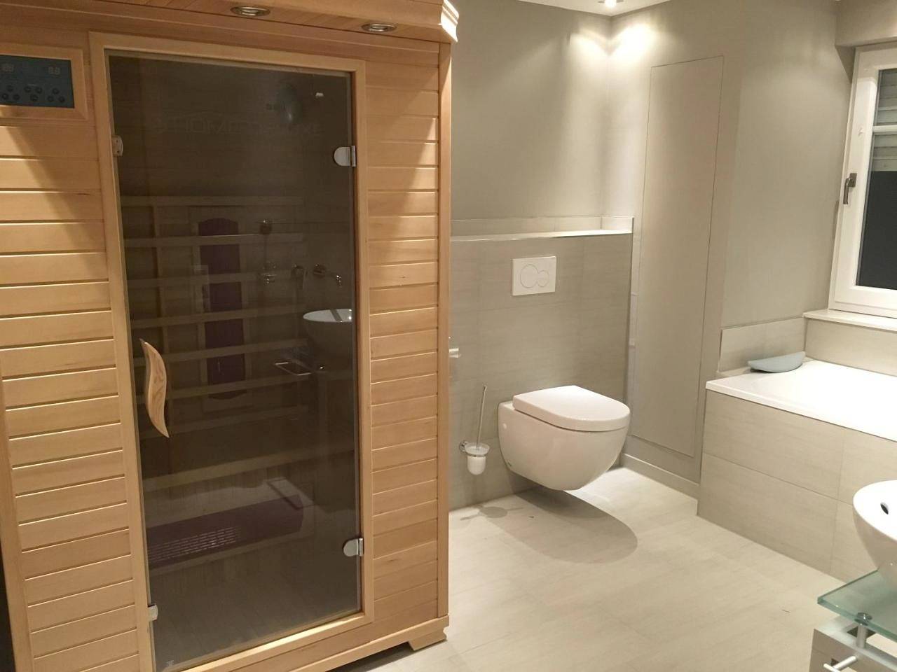 Ganze Wohnung, One-Bedroom Apartment with Sauna in Burg Eltz, Brodenbach