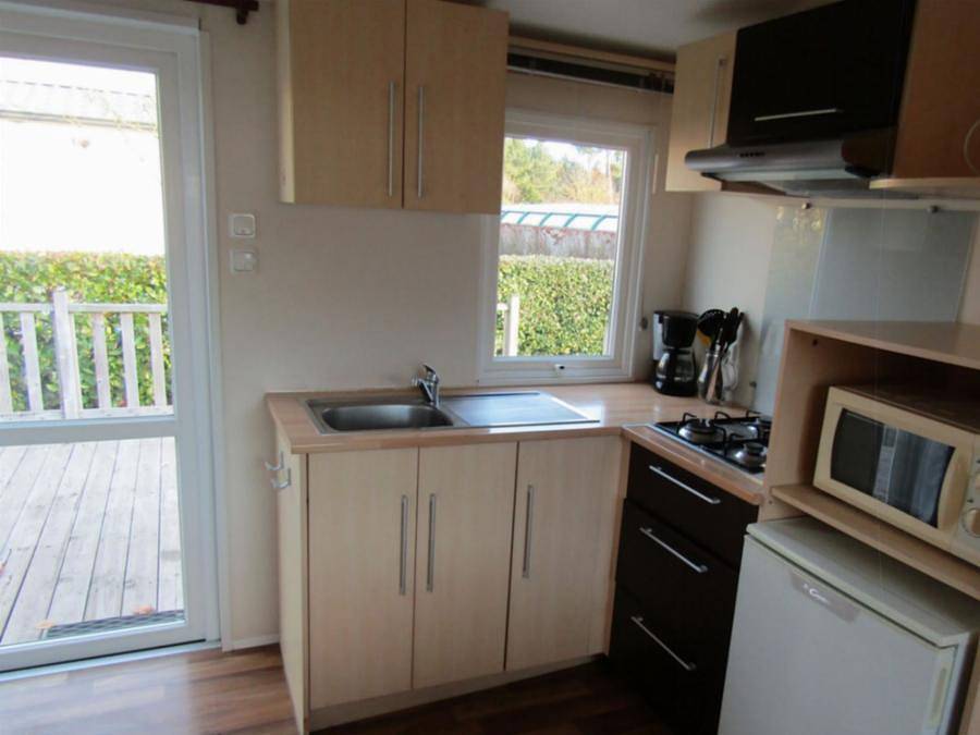 Camping Paradis - Domaine de Bellevue - Mobilhome 4 personnes - Gamme Eco – 2 ch – 4 pers in Saint-Christophe-du-Ligneron, Vallée de la Loire