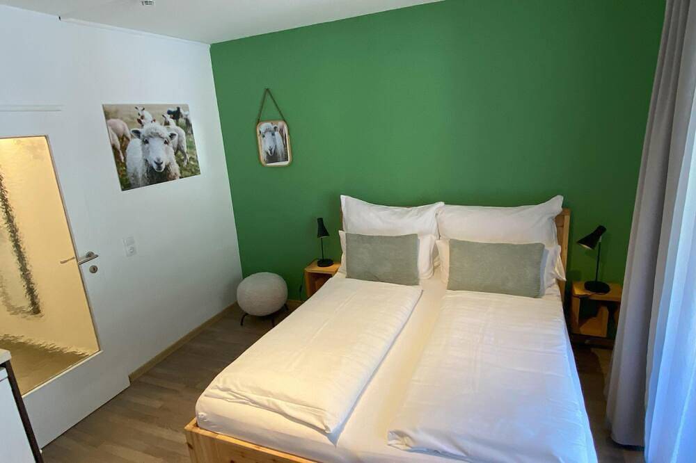 Ganze Wohnung, Studio mit Balkon  - Wolf & Schaf Apartments in Salzkammergut-Berge, Sankt Gilgen