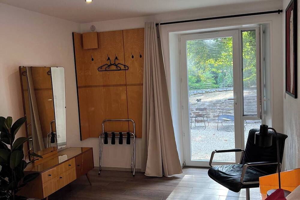 Domaine des Capucins Chambre 2 in Bussière-Saint-Georges, Région de Guéret