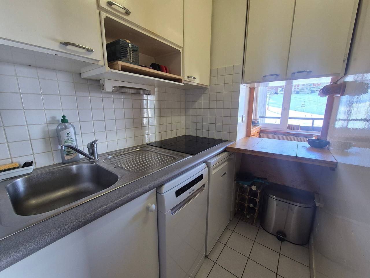 Entire apartment, Functional ski-in/ski-out apartment with balcony in Tignes in Tignes, Massif de la Vanoise