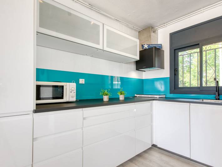 Ferienhaus für 8 Personen, mit Pool und Terrasse sowie Garten in Empuriabrava - 4