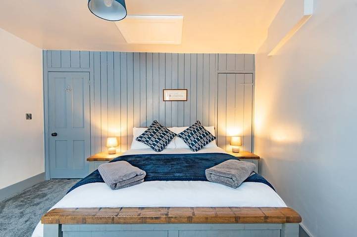 Charming cottage in a great location in Dover, just 10 minutes walk from the beach in Dover, Kent