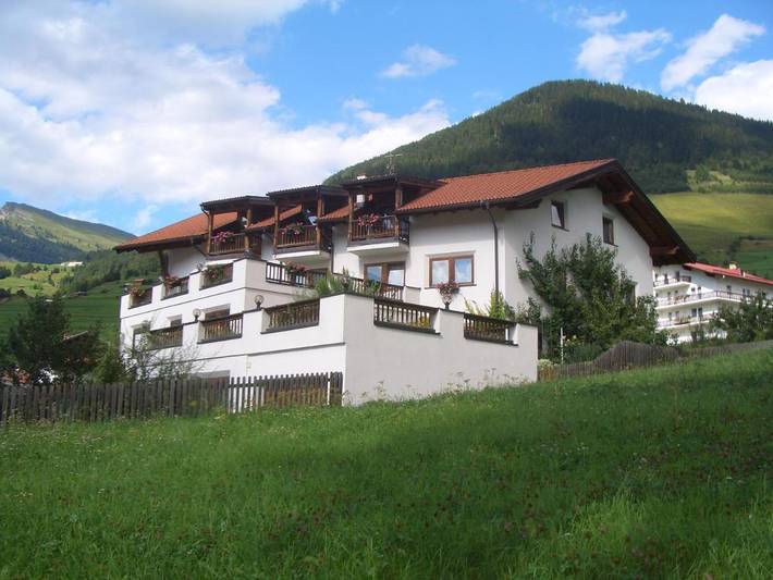 BnB für 5 Personen, mit Balkon und Terrasse sowie Garten und Sauna in Nauders