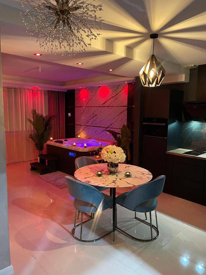 Appartement de vacances pour 2 personnes, avec Jacuzzi ainsi que Sauna et Vue