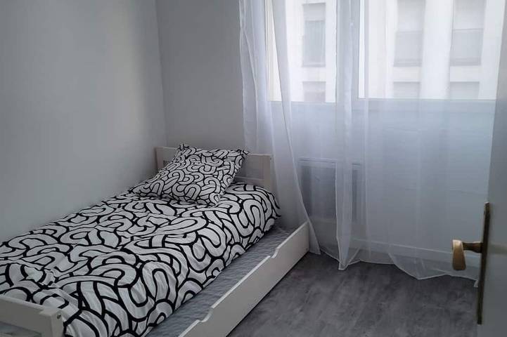 Gîte pour 6 personnes, avec balcon dans La Plaine Saint-Denis - 3