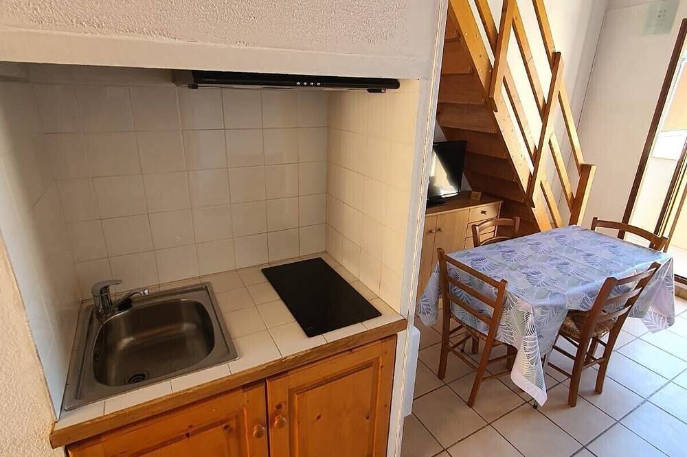 Appartement De Vacances pour 5 Personnes dans Port-la-Nouvelle, Côte d'Améthyste