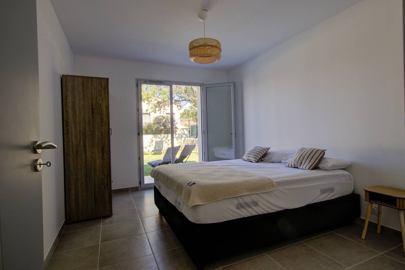 Villa neuve avec piscine privée au coeur du village - 4 pers. in Suze-la-Rousse, Nyons region