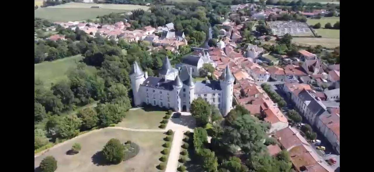 Les Bruyeres Chambres dhotes et Gite in Verteuil-sur-Charente, Charente