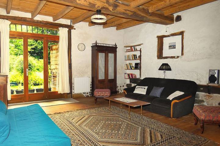 La Bergerie, charmante Ferienwohnung in ruhiger Lage, See von Paladru in Paladru, La Tour-du-Pin und Umgebung