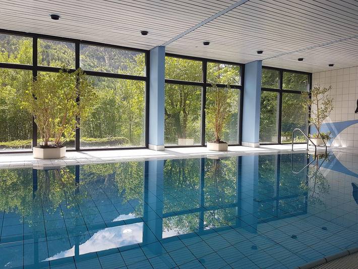 Ganze Ferienwohnung, Jutta Deluxe Appartement - Deluxe Appartement 43 qm für 3 Personen mit Balkon in Bad Reichenhall, Berchtesgadener Alpen