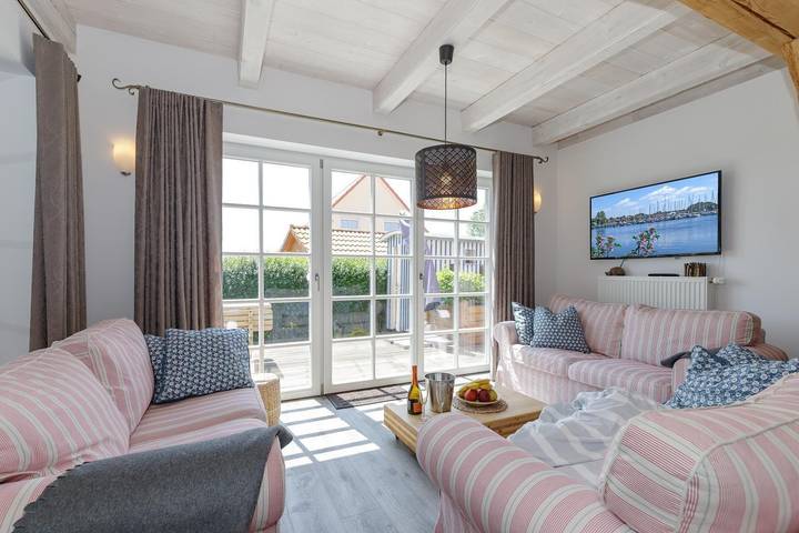 Ferienhaus für 10 Personen, mit Terrasse und Garten sowie Sauna in Rerik - 2