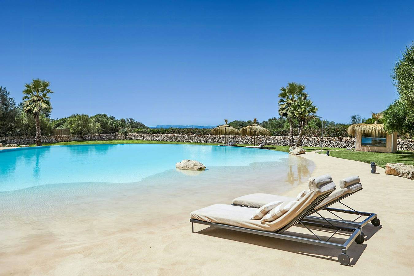 Resort di design privato con vista a Maiorca in Ses Salines, Sud di Maiorca