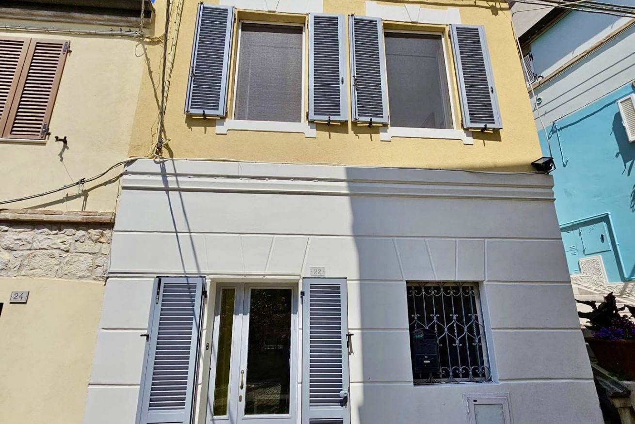 Apartamento entero, N266 - Numana, delightful house in the historic centre in Numana, Riviera del Conero