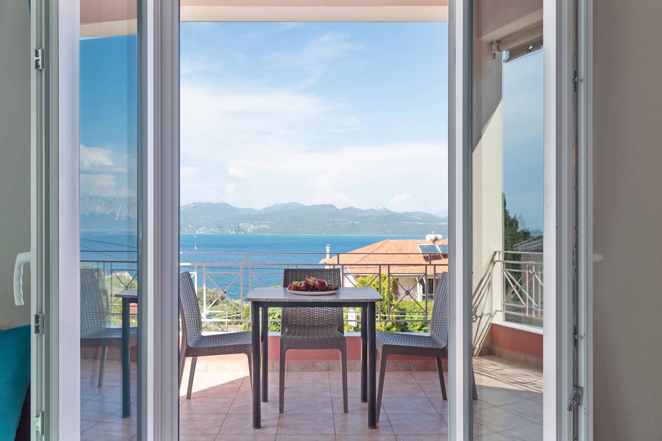 Entire apartment, Apartment '' with Sea View, Wi-Fi and Air Conditioning in Nikiana, Alexandros