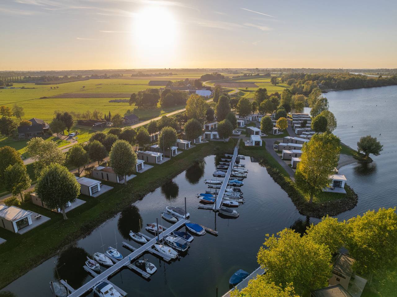Marinapark Bad Nederrijn in Maurik, Betuwe