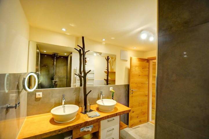 Ferienwohnung für 6 Personen, mit Balkon und Terrasse sowie Garten und Pool in Untergriesbach
