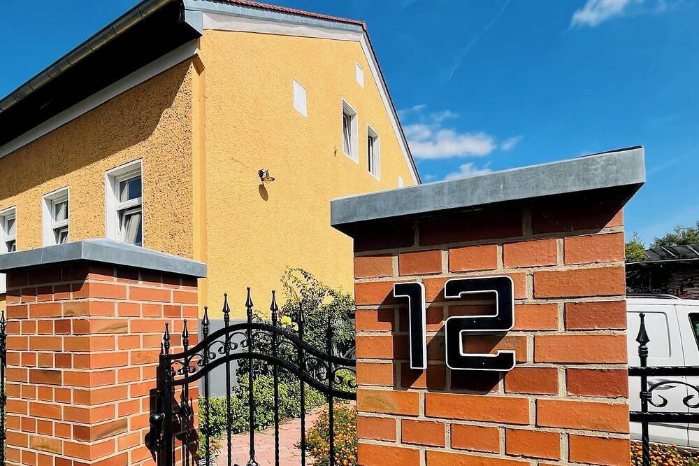 Ganze Wohnung, Ferienwohnung Gutshof von Gemünden in Bernau bei Berlin, Barnimerland Region
