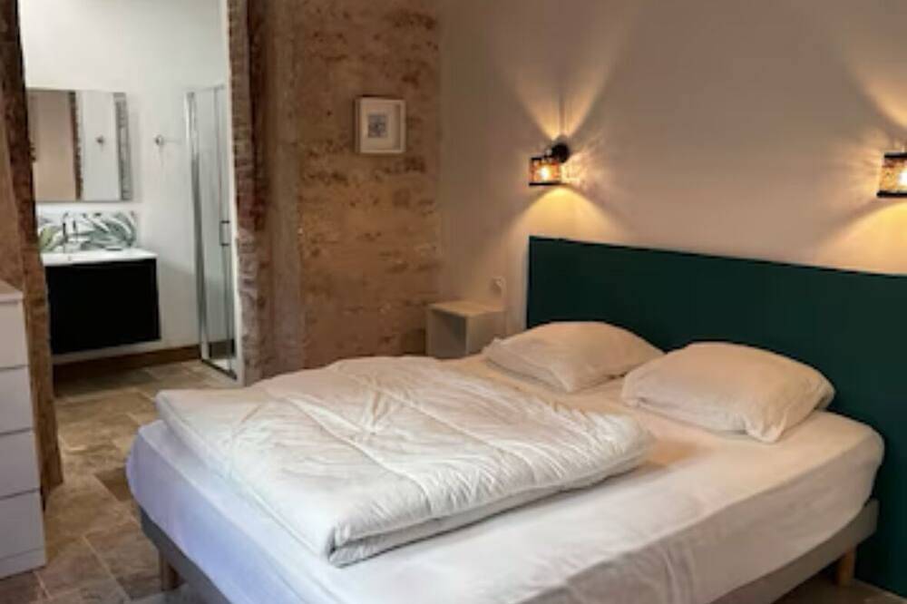 Maison 12 Pers, à 1 mn à Pied du Port, des Restaurants et de la mer in Saint-Vaast-la-Hougue, Cherbourg region