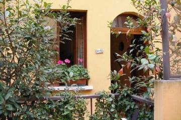 Location de vacances pour 6 personnes, avec balcon à Mantoue