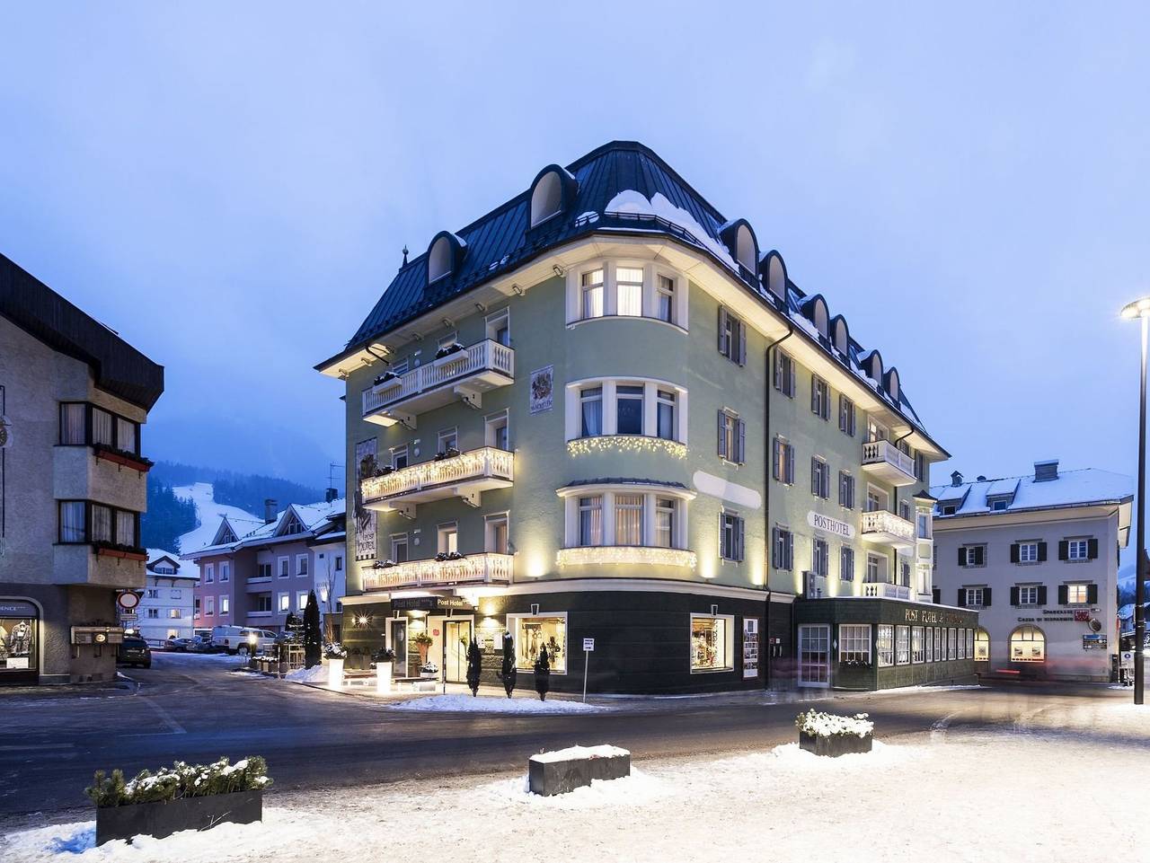Post Hotel - Tradition & Lifestyle Adults Only - Superior Zimmer in Innichen, Karnischer Hauptkamm
