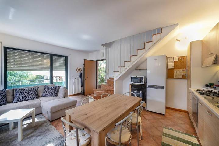 Appartamento per 7 persone, con balcone a Affi