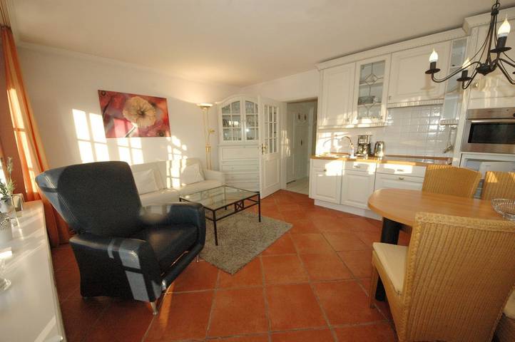 Ferienwohnung für 4 Personen, mit Terrasse in Wenningstedt - 2