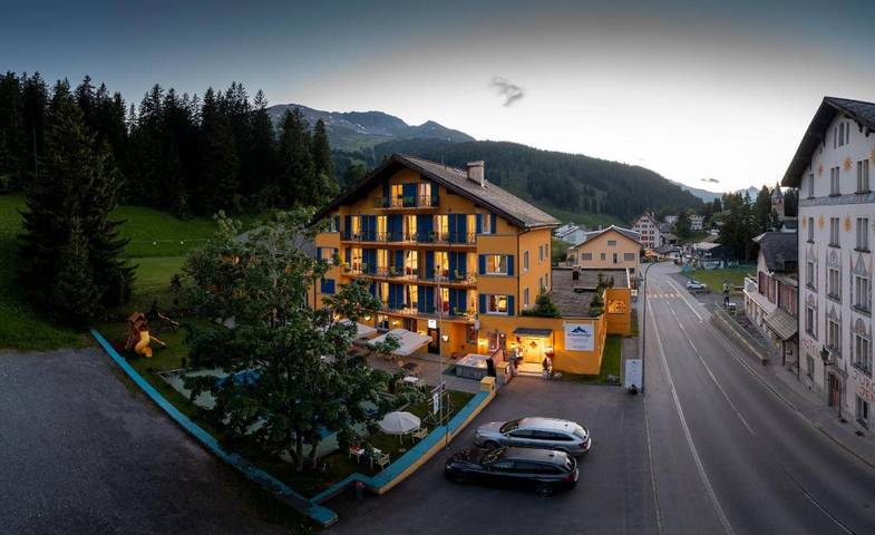 Chalet für 2 Personen, mit Whirlpool und Garten sowie Sauna in der Lenzerheide - 4