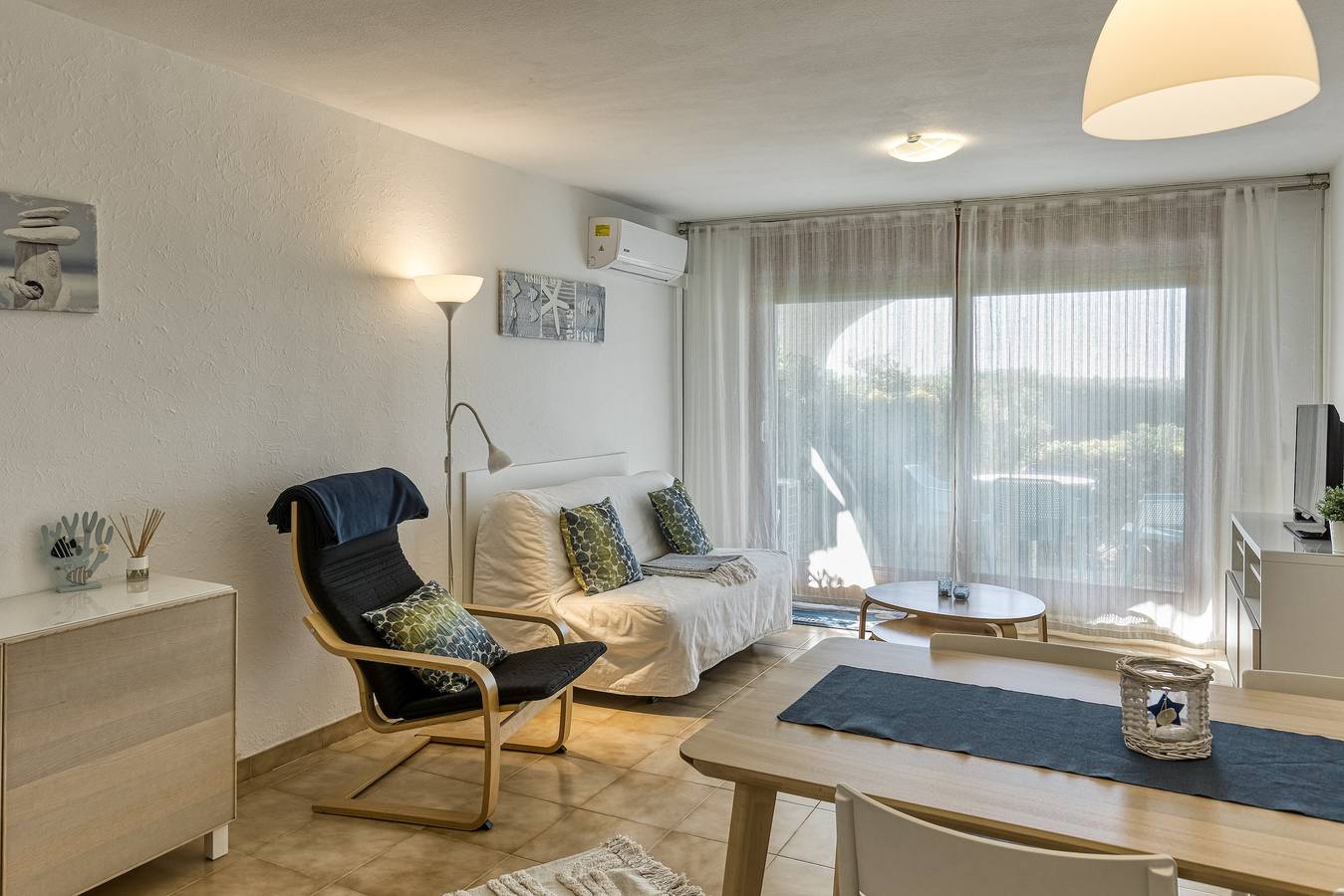 Ganze Wohnung, Apartment 'Salins 1' mit privater Terrasse am Strand von Empuriabrava, Wlan & Klimaanlage in Empuriabrava, Oberampurien