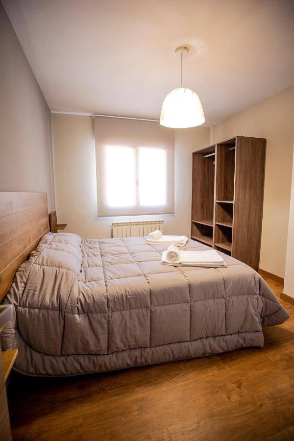 Casa de vacaciones para 14 personas, con balcón además de piscina y vistas en Comarca de Ciudad Rodrigo - 2