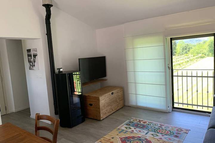 Appartamento intero, Casa sul fiume immersa nel verde. in Ragogna, Provincia d'Udine